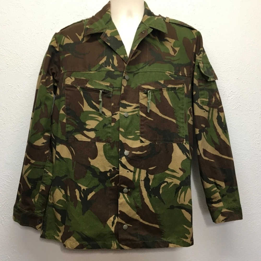 Vintage Dutch Army Woodland DPM Camo Military Field Shirt Medium-Long Snap Front